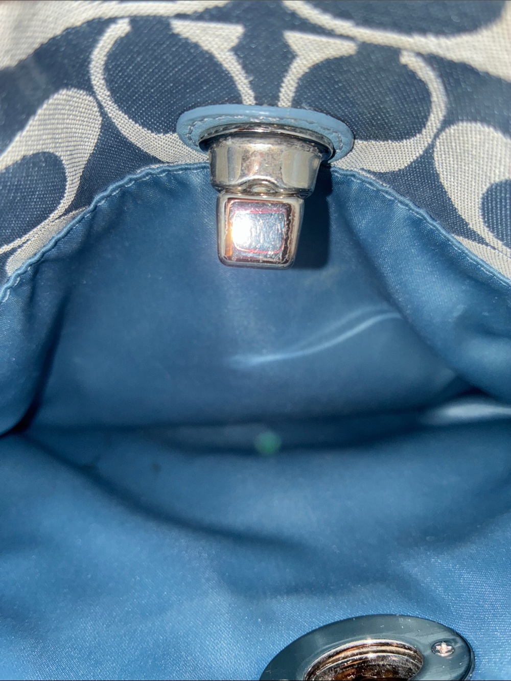 Coach Penelope Signature Sateen Hippie bag - Picture 8 of 11